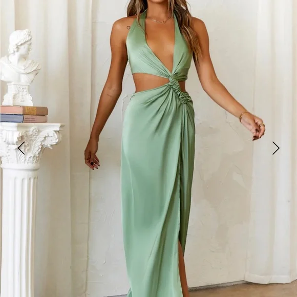 Hello Molly make them stop and stare dress - Picture 5 of 8